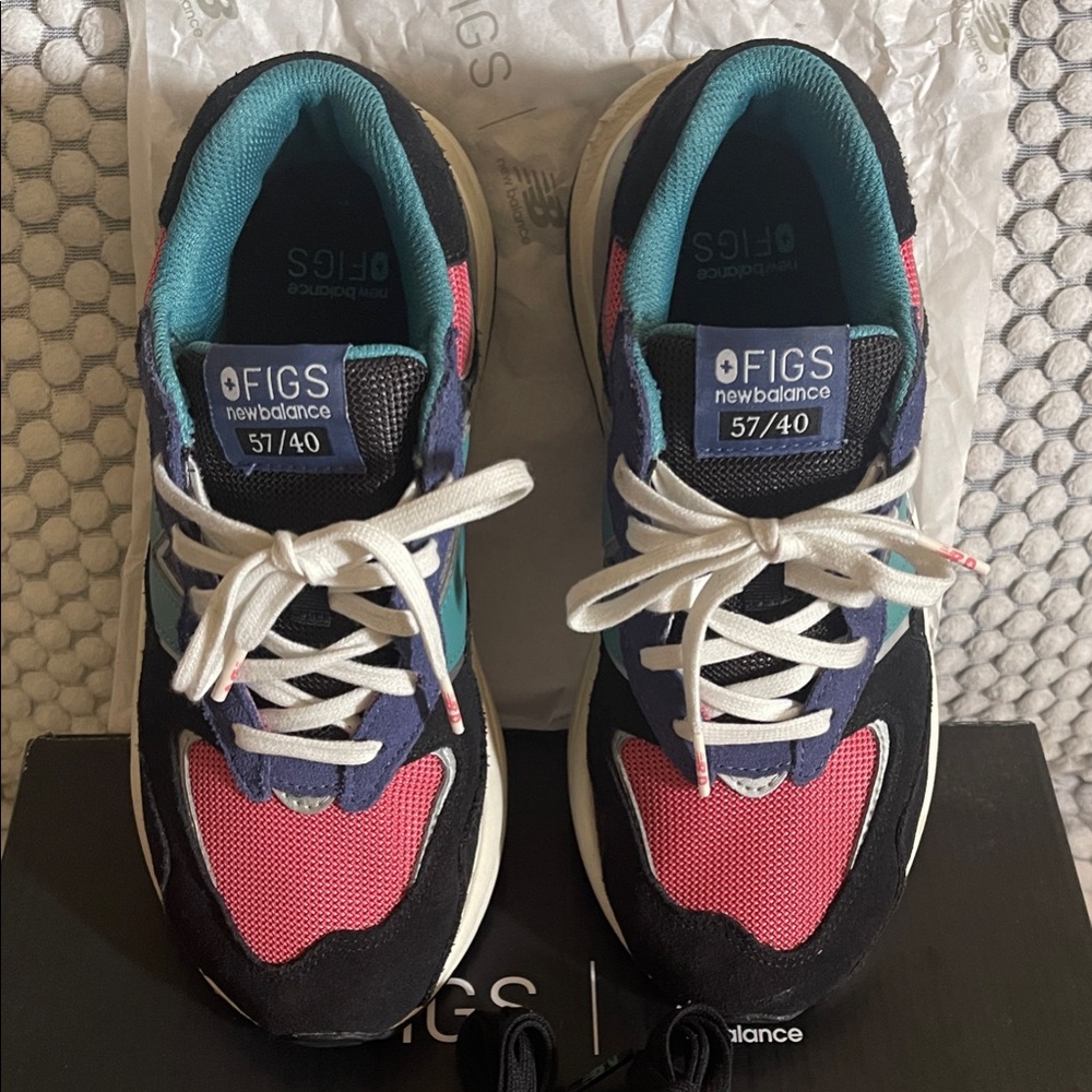 New Balance Pink, Teal & Navy Retro Running Sneakers